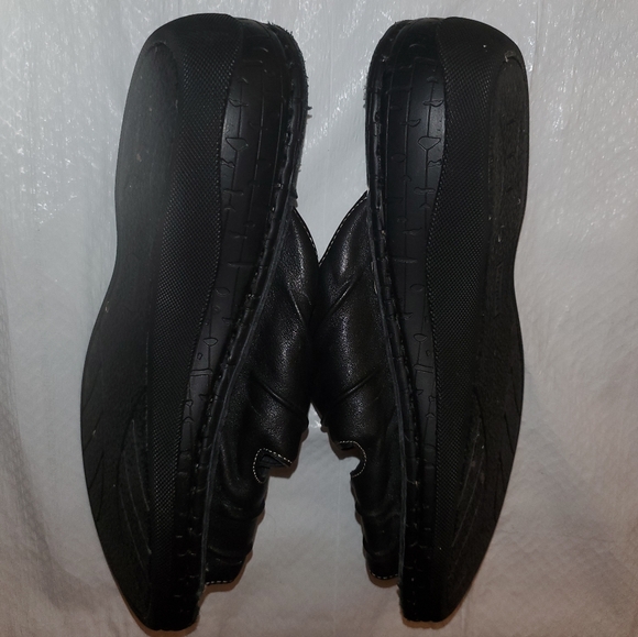 Sandals - Picture 3 of 4